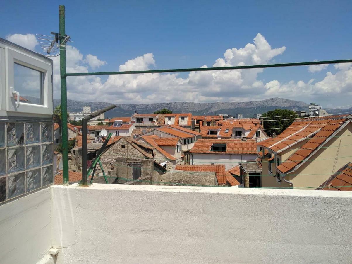 Cosy Accommodation In The Center Of Split Exteriör bild